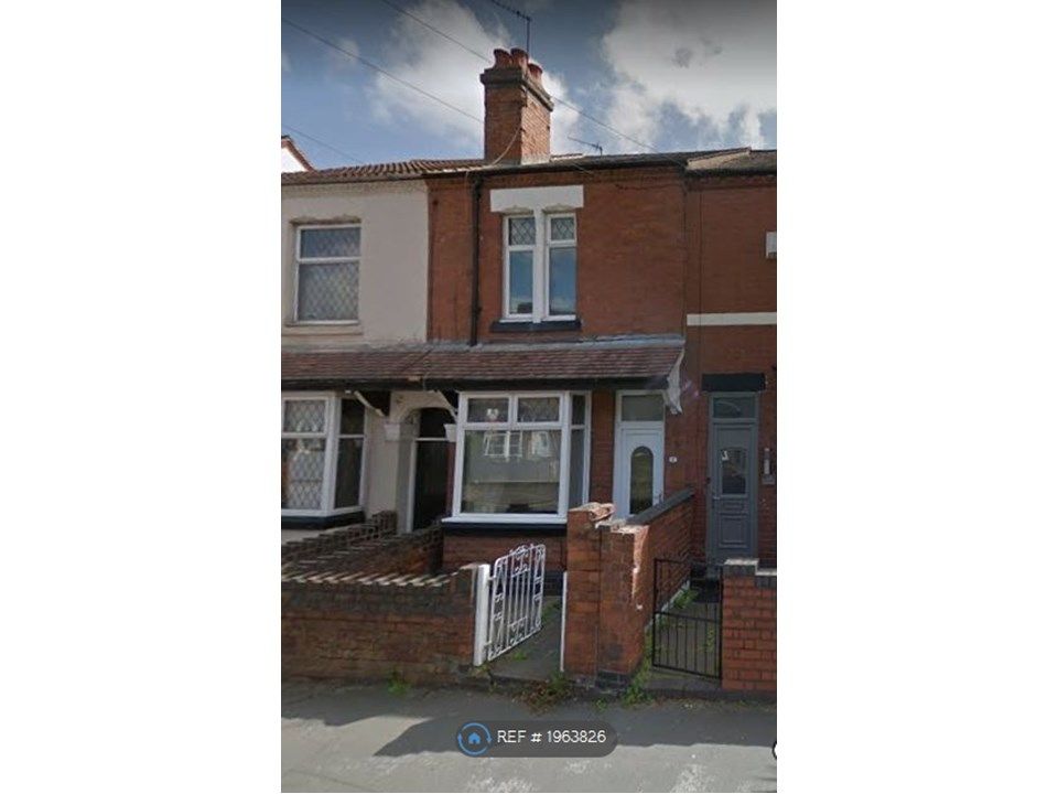 3 bed terraced house to rent in Park Road, Bedworth CV12, £875 pcm Zoopla