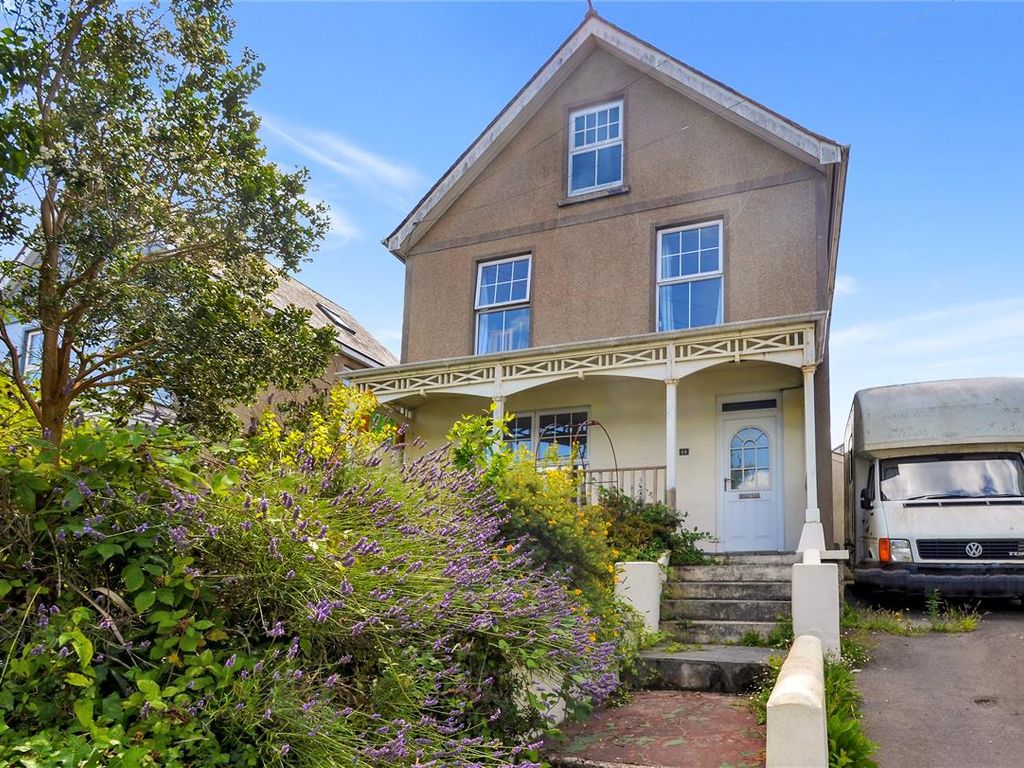 3 bed detached house for sale in Dracaena Avenue, Falmouth TR11, £