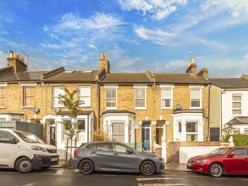 2 bed terraced house to rent in Avondale Rise, London SE15, £2,500 pcm