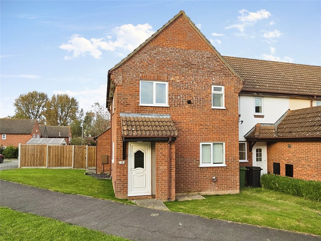 1 bed end terrace house for sale in Briton Way, Wymondham, Norfolk NR18