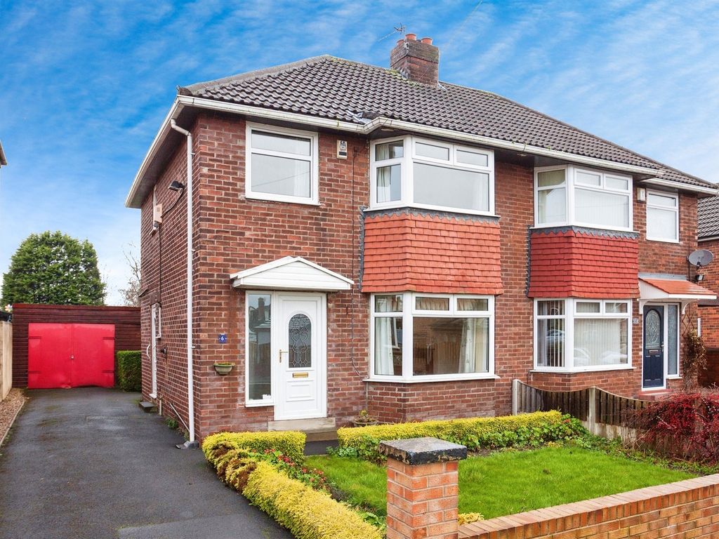 3 bed semidetached house for sale in Ledgard Drive, Durkar, Wakefield