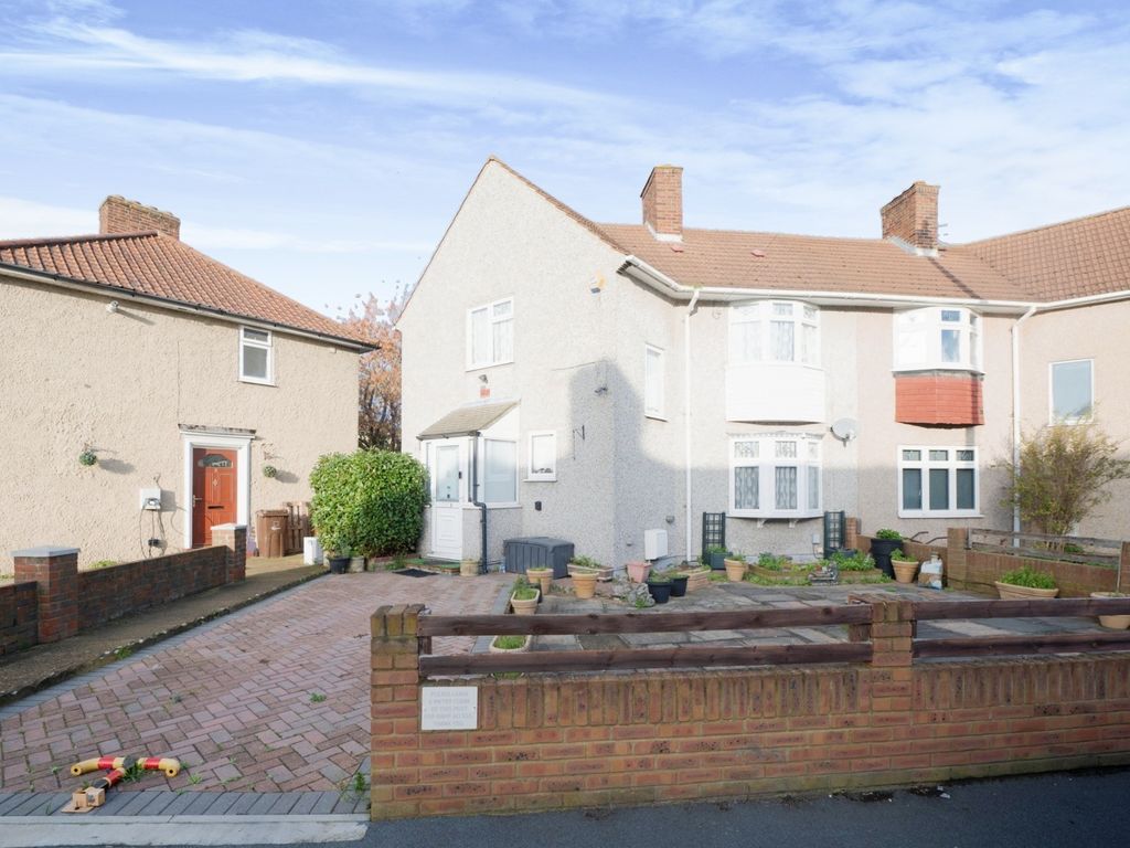 3 bed semidetached house for sale in Coote Road, Dagenham RM8 Zoopla