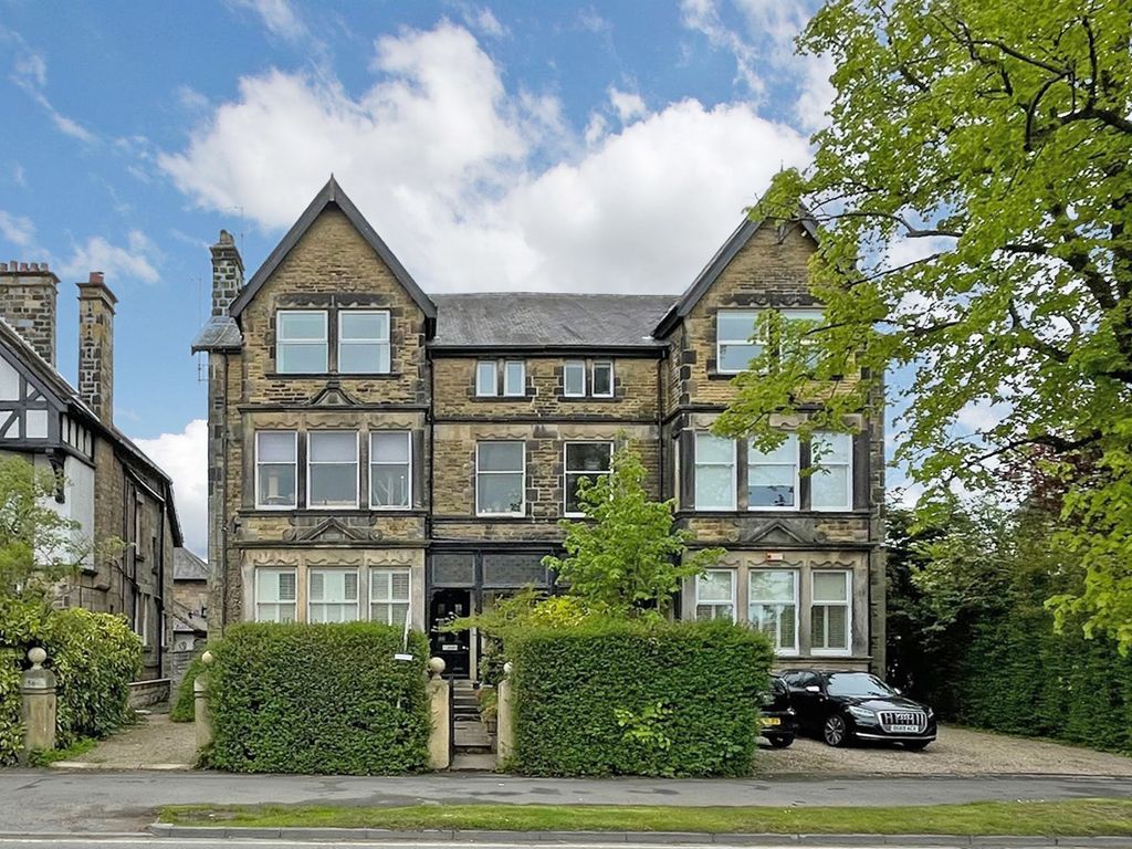 2 bed flat to rent in Leeds Road, 56 Leeds Road HG2, £975 pcm - Zoopla