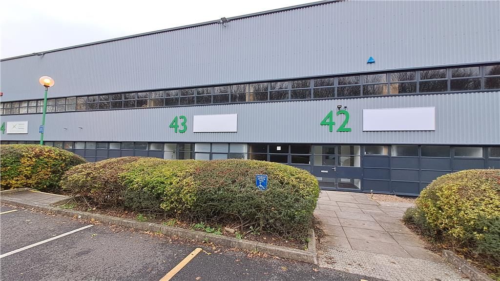 Light industrial to let in 43 Potters Lane, Kiln Farm, Milton Keynes