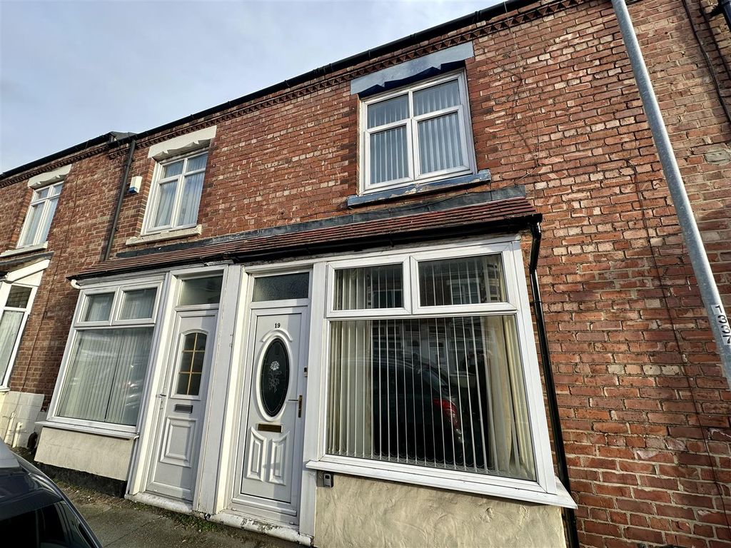 2 bed terraced house to rent in Major Street, Darlington DL3, £575 pcm Zoopla