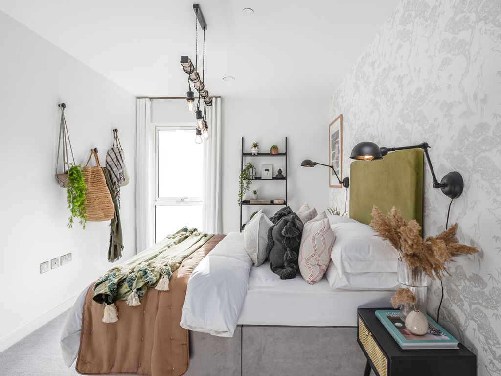 River Barge Close 381, Isle Of Dogs E14  