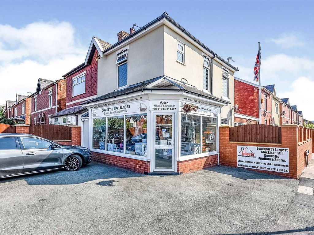 Old Park Lane, Southport, Merseyside PR9  