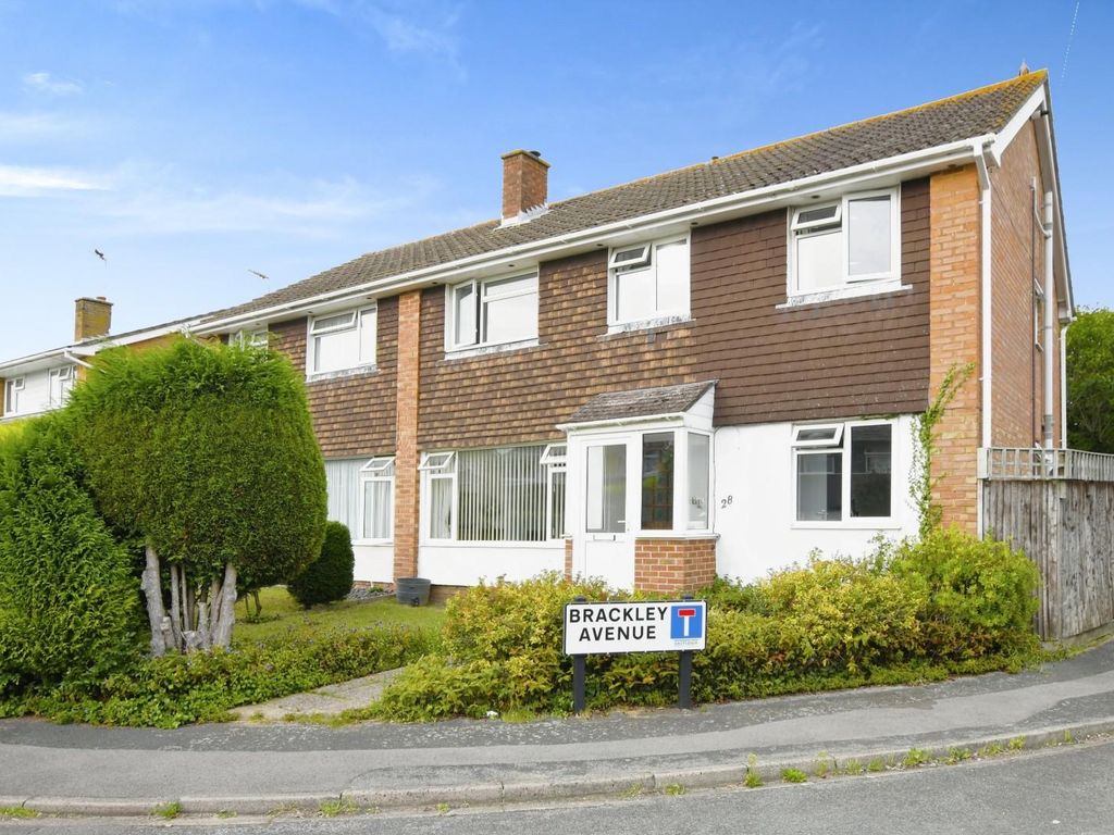 3 bed semidetached house for sale in Brackley Avenue, Fair Oak