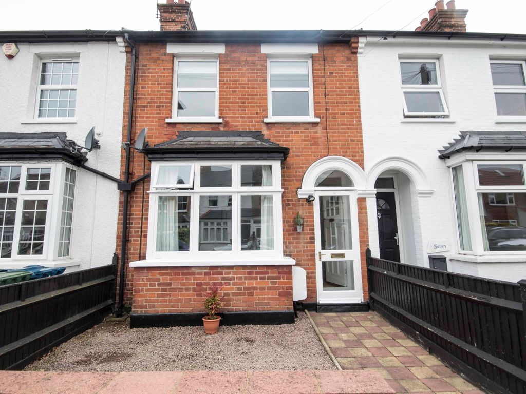 3 bed terraced house for sale in Melrose Road, Pinner HA5 Zoopla