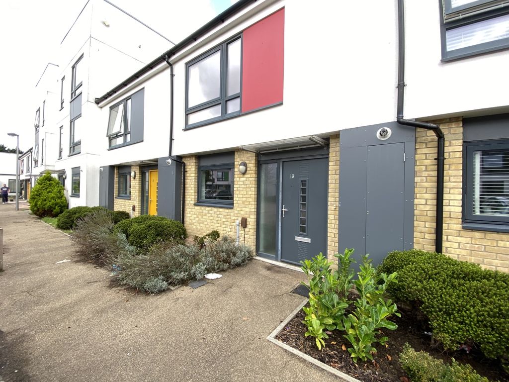 3 bed terraced house to rent in Monarch Close, Maidstone ME15 Zoopla