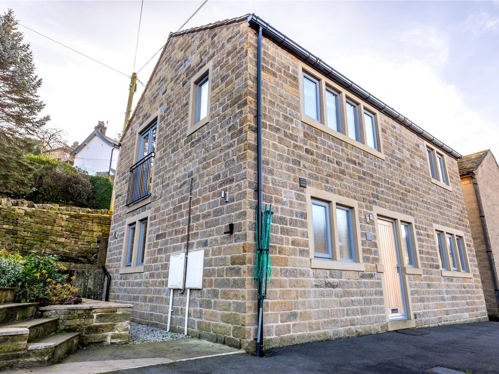 2 bed detached house to rent in Rotcher, Holmfirth, West Yorkshire HD9