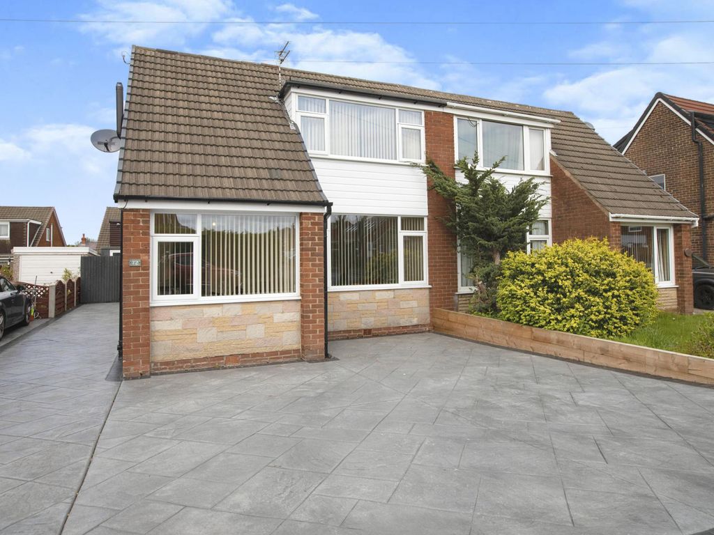 4 bed semidetached house for sale in Alder Drive, Hoghton, Preston PR5