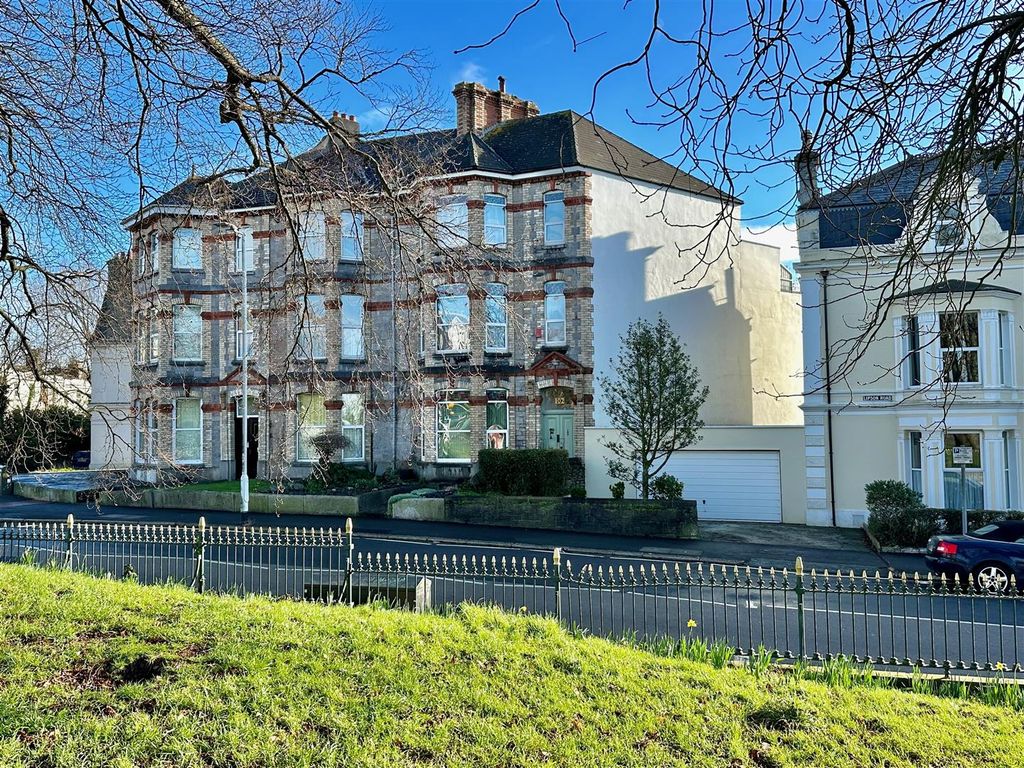 5 bed semidetached house for sale in Lipson Road, Lipson, Plymouth PL4 Zoopla