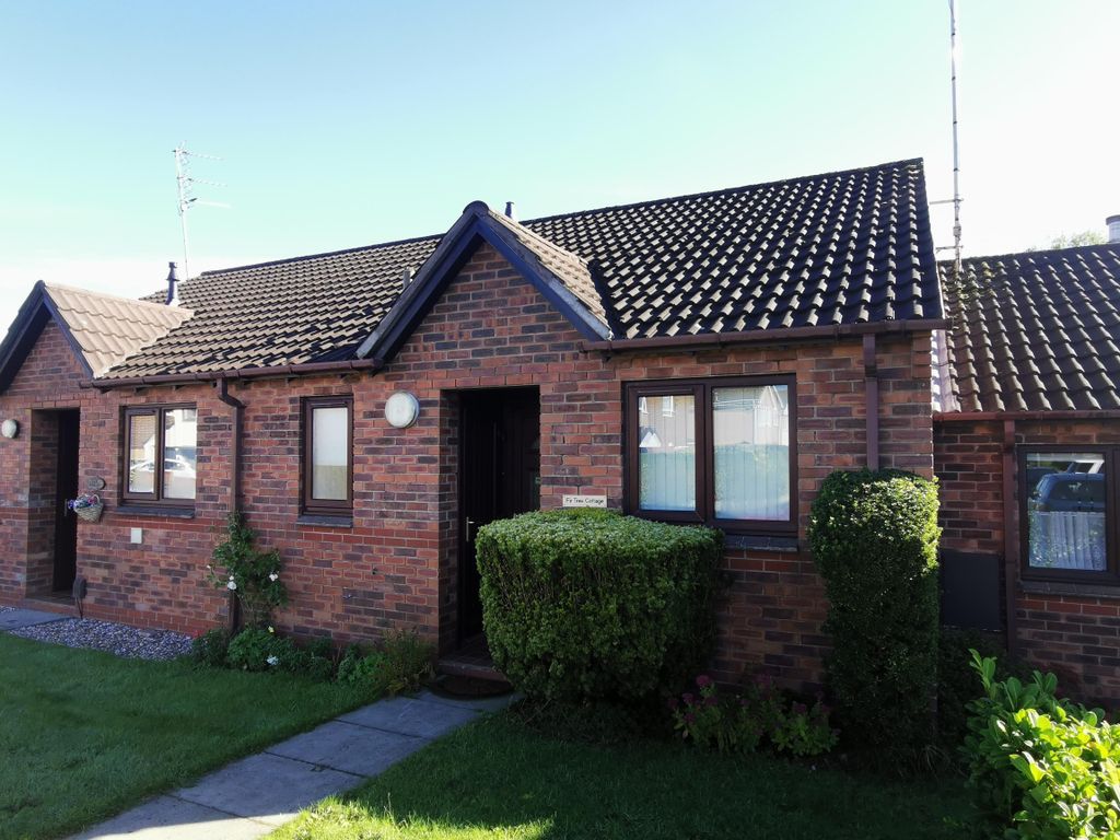 1 bed terraced bungalow for sale in Larchwood Crescent, Leyland PR25