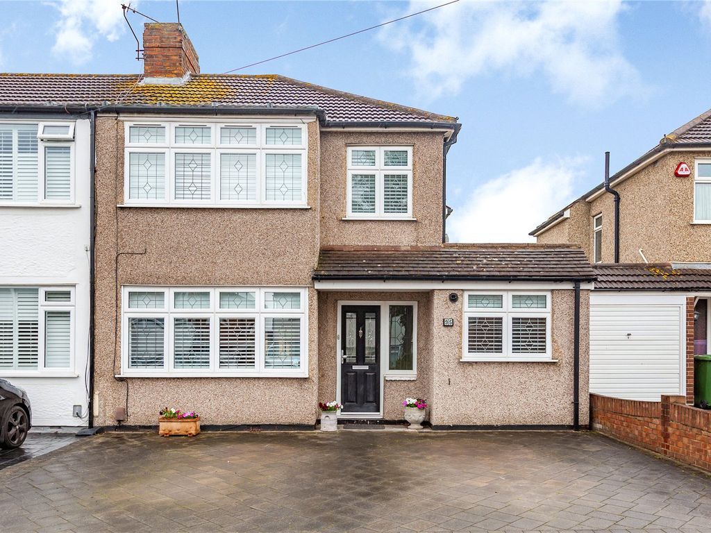 3 bed end terrace house for sale in Saunton Road, Hornchurch RM12, £