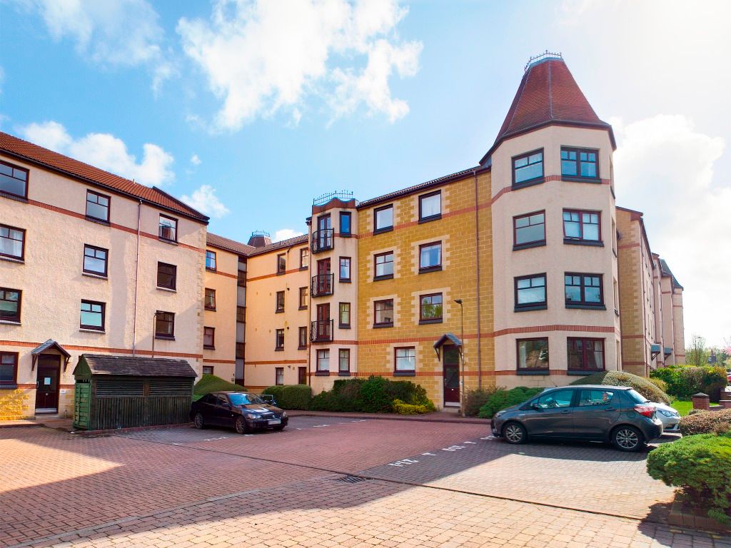 2 bed flat to rent in West Bryson Road, Polwarth, Edinburgh EH11 Zoopla