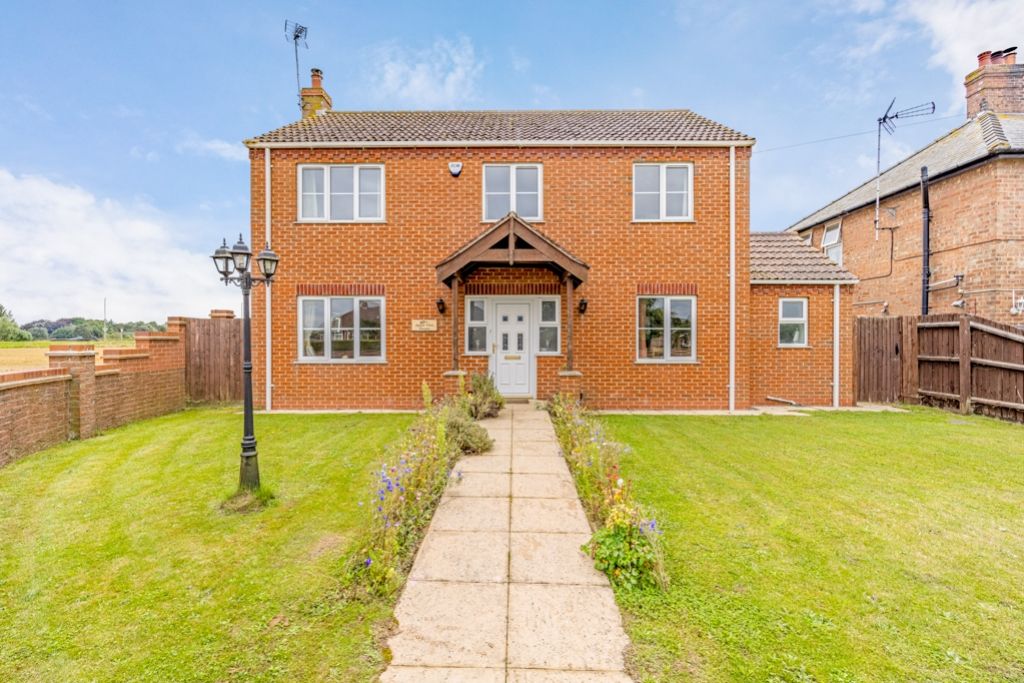 4 bed detached house for sale in Washway Road, Holbeach, Lincolnshire