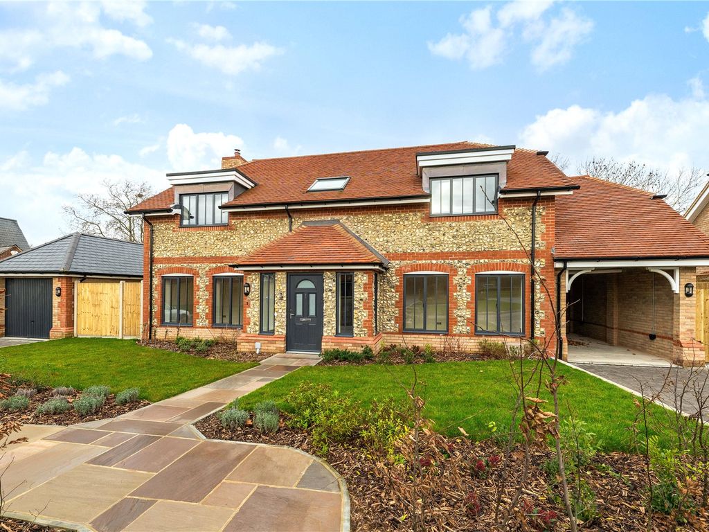 New home, 4 bed detached house for sale in Hayes Lane, Hayes, Kent BR2
