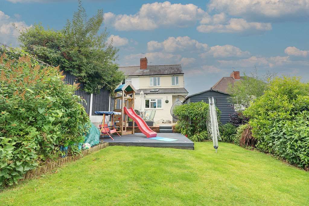 2 bed semidetached house for sale in Maypole Hill, Hillcrest