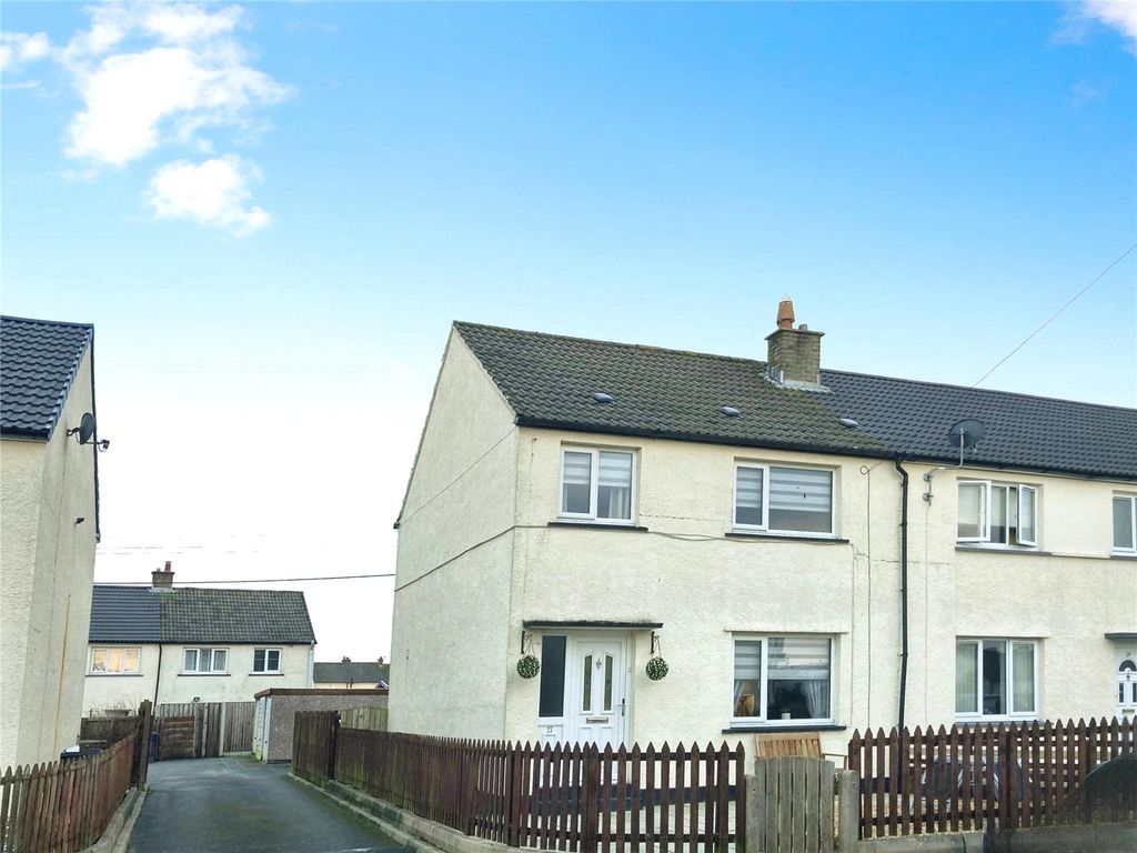 3 bed detached house to rent in Meadow Road, Wigton, Cumbria CA7, £650