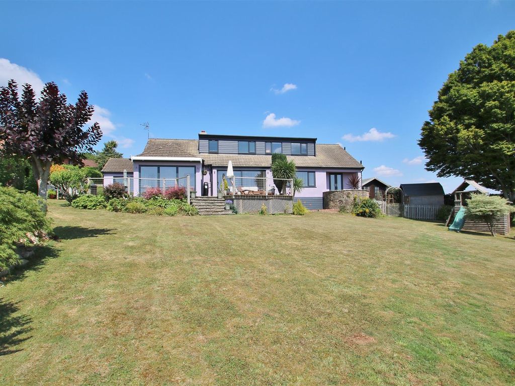 4 bed detached house for sale in English Bicknor, Coleford GL16 Zoopla
