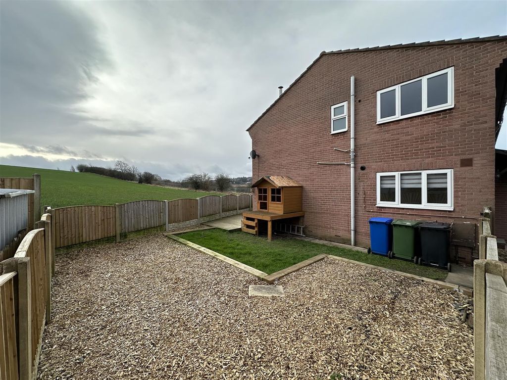 2 bed terraced house to rent in Midland Court, Storforth Lane, Hasland