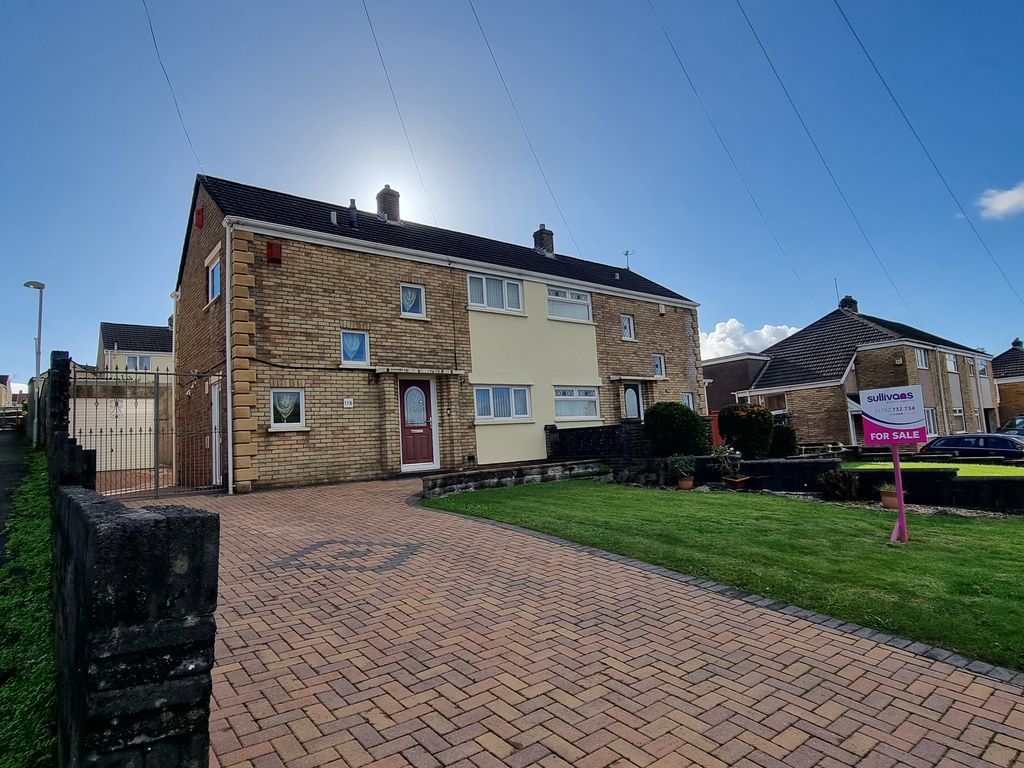 3 bed semidetached house for sale in Carmel Road, Winch Wen, Swansea