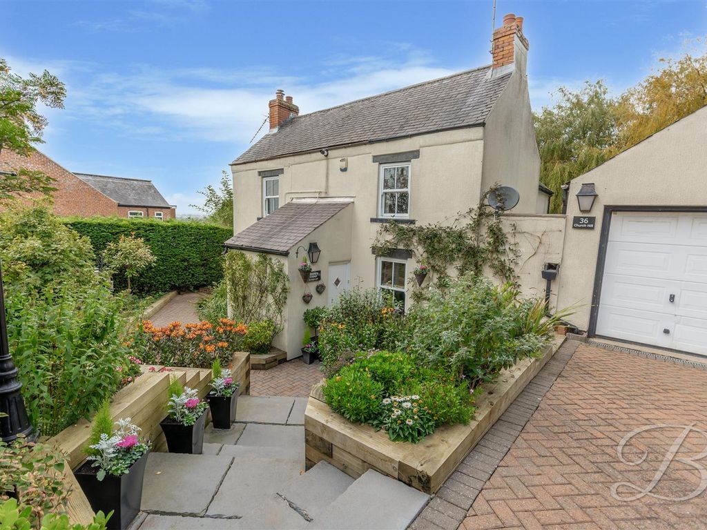 3 bed detached house for sale in Church Hill, KirkbyInAshfield, Nottingham NG17, £425,000 Zoopla