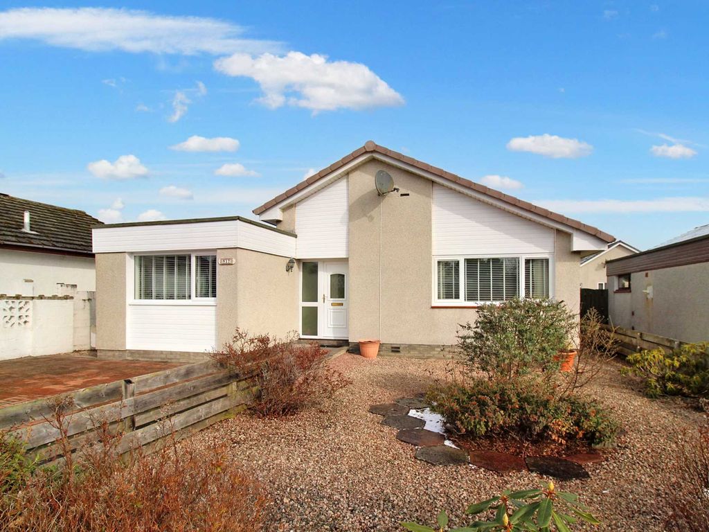 3 bed detached bungalow for sale in Morlich Crescent, Nairn IV12 Zoopla