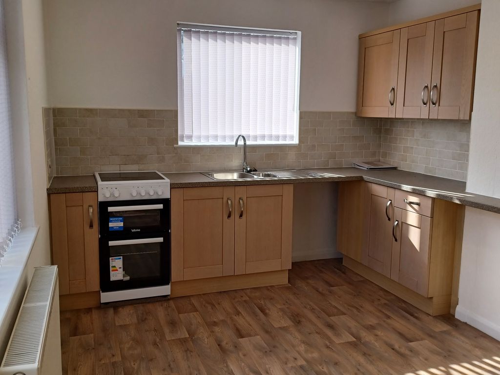 2 bed flat to rent in High Street, Coningsby, Lincoln LN4, £595 pcm