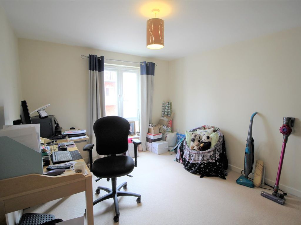 2 bed flat for sale in Durrell Way, Poole BH15, £230,000 Zoopla