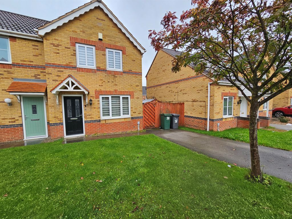 3 bed semidetached house for sale in Raikes Avenue, Tong, Bradford BD4