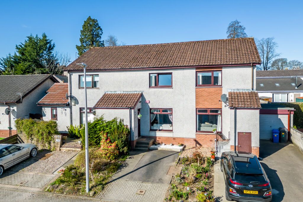 2 bed terraced house for sale in Inchyra Place, Dundee DD3 Zoopla