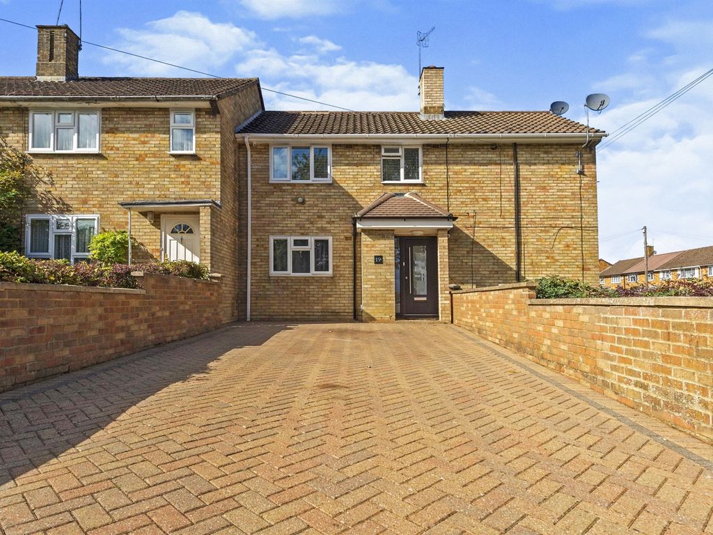 Chardins Close, Hemel Hempstead HP1  