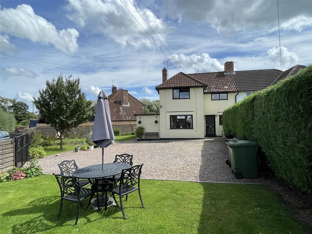 3 bed semidetached house for sale in Rye Street, Birtsmorton, Malvern