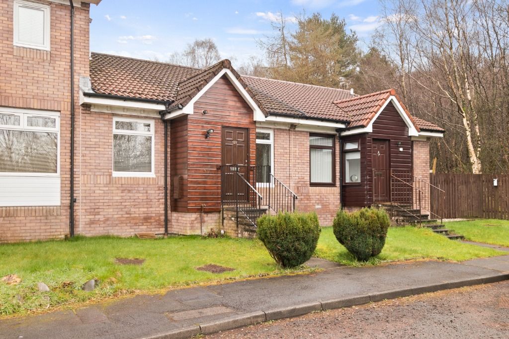 2 bed terraced house for sale in Broomhill Crescent, Alexandria, West