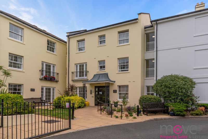 1 bed property for sale in Commercial Street, Cheltenham GL50 Zoopla