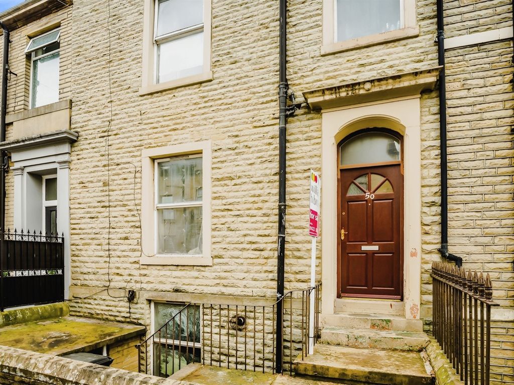 3 bed terraced house for sale in Rhodes Street, Halifax HX1, £90,000