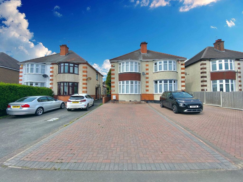 3 bed semidetached house for sale in Camp Hill Road, Nuneaton CV10