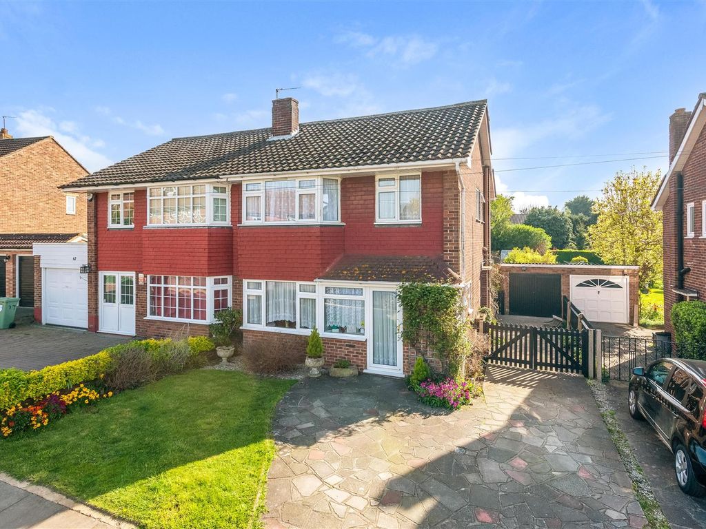 3 bed semidetached house for sale in Avalon Road, Orpington BR6 Zoopla