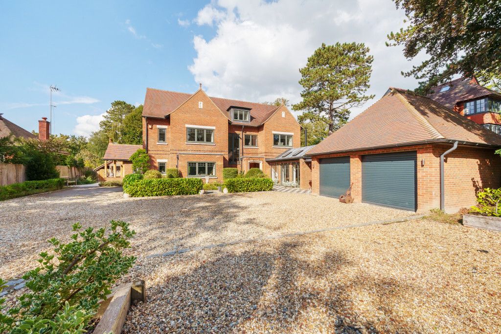 6 bed detached house for sale in Elvendon Road, Goring On Thames