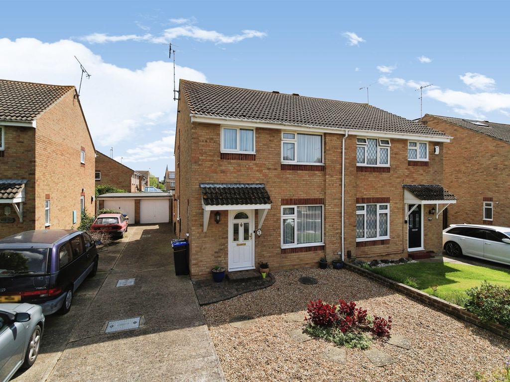 3 bed semidetached house for sale in Chippers Road, Worthing BN13 Zoopla