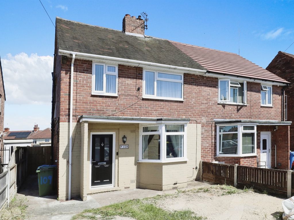 3 bed semidetached house for sale in Shrewsbury Road, Worksop S80 Zoopla