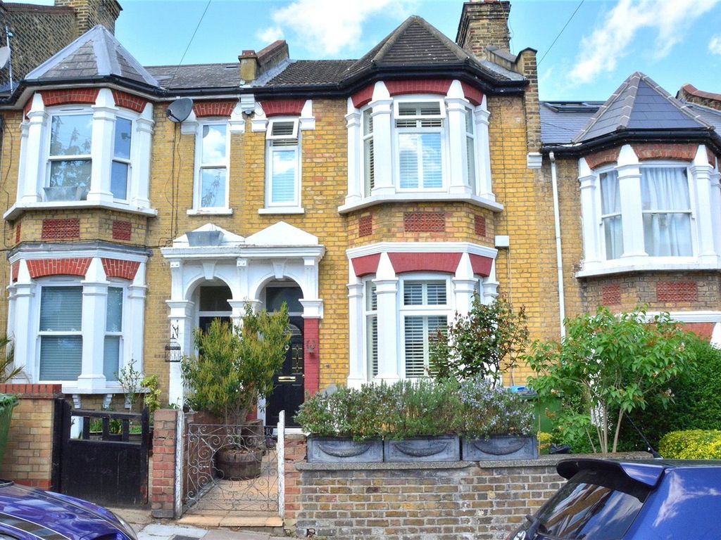 3 bed terraced house for sale in Plum Lane, Plumstead, London SE18, £