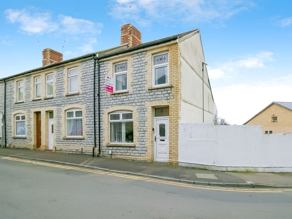 3 bed terraced house for sale in Merthyr Street, Barry CF63, £149,950