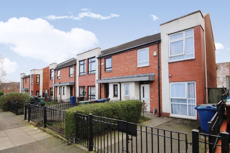 2 bed terraced house for sale in Shaw Street, Bury BL9 Zoopla