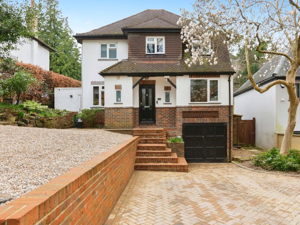 4 bed detached house for sale in Park Road, Kenley CR8, £775,000 Zoopla