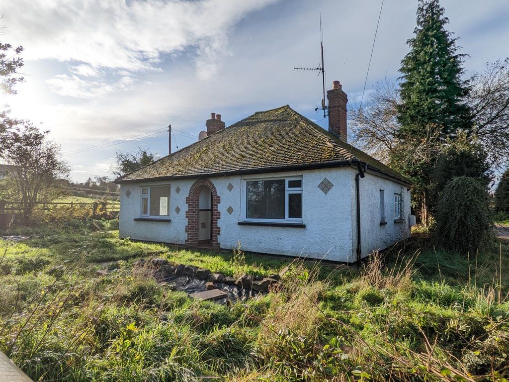 2 bed detached bungalow for sale in Sunny View, Stretton Sugwas