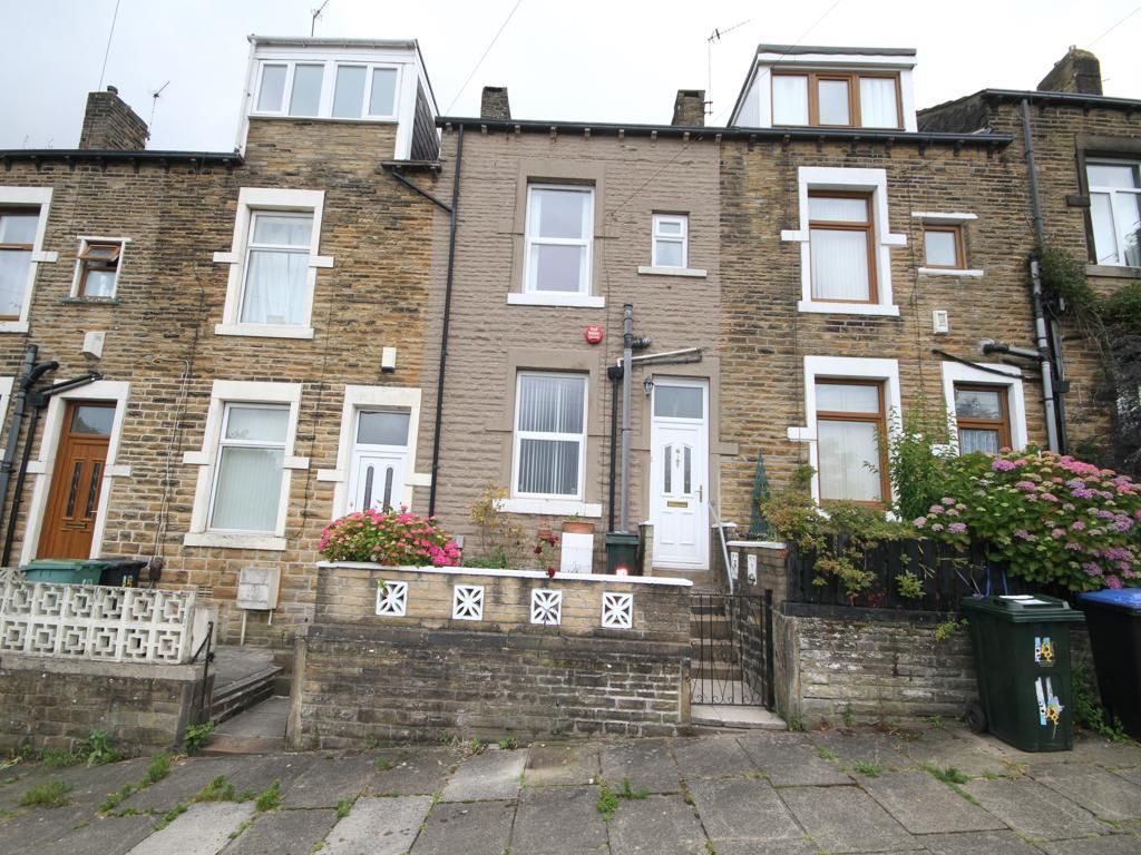 3 bed terraced house for sale in Peel Park Drive, Undercliffe, Bradford