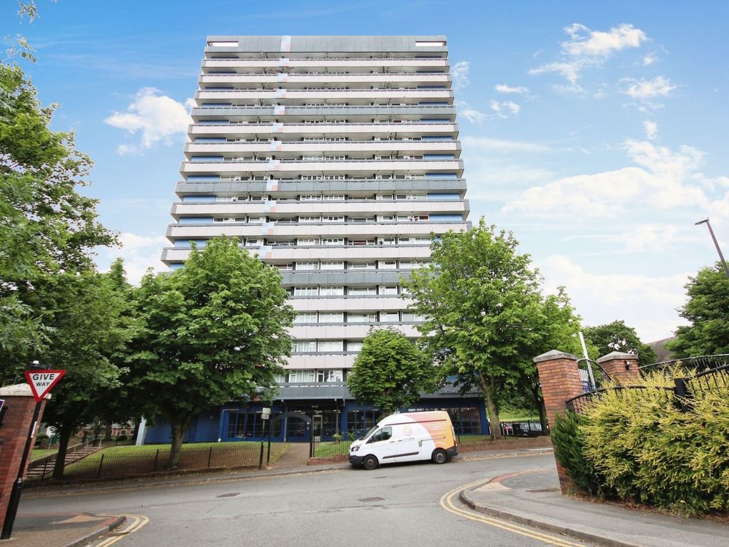 2 bed flat to rent in 14F. Saint Nicholas Street, Coventry CV1, £900